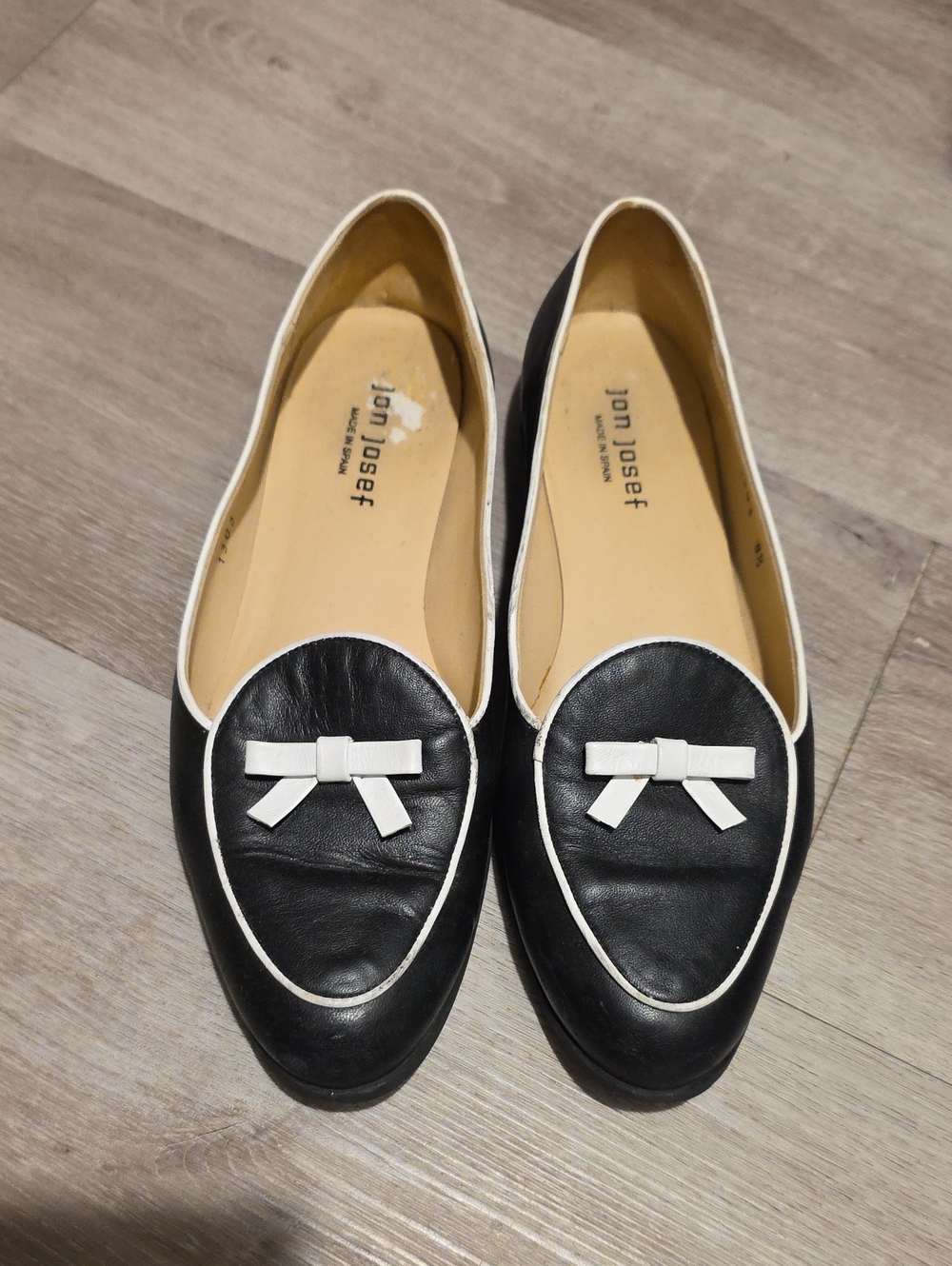 LEATHER LOAFERS 8,5